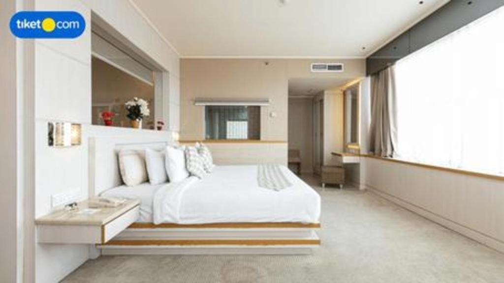 Horison Ultima Hotel Makassar
